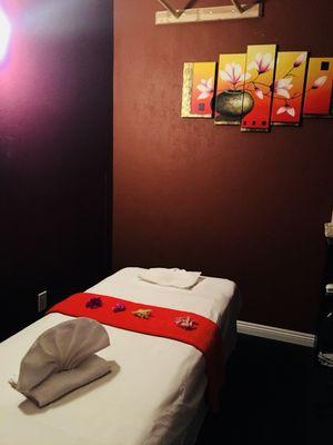 Massage (619)230-5559