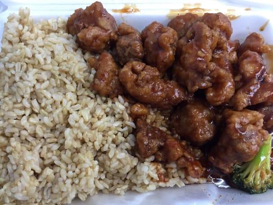 General tso chicken w brown rice