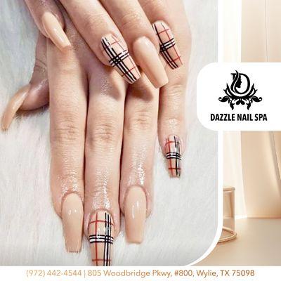 Step into sophistication with our light coffee plaid gel wrap nails, a modern twist on classic elegance.