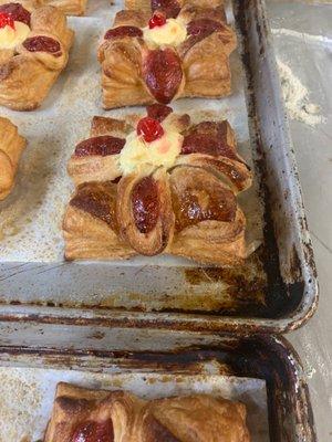 Puff pastry with strawberries