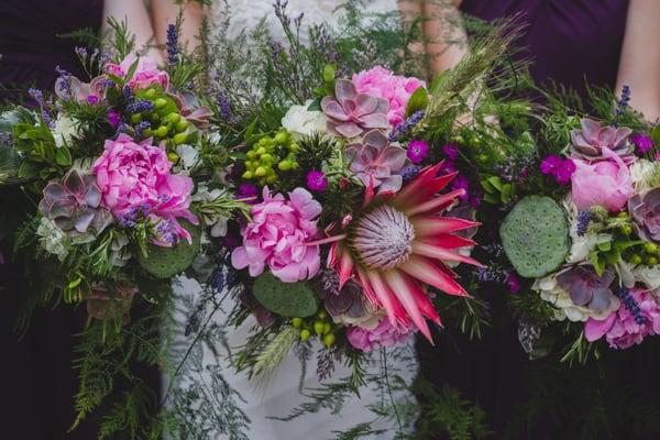 Stunning wedding bouquets featuring an eye-catching and personally meaningful king protea.