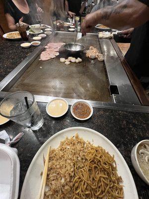 Hibachi grill