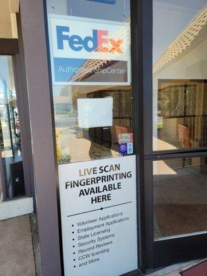 Live Scan services sign