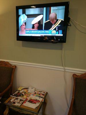 TV viewable from the majority of waiting area