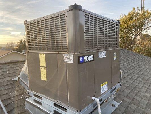 York Roof HVAC Package Unit