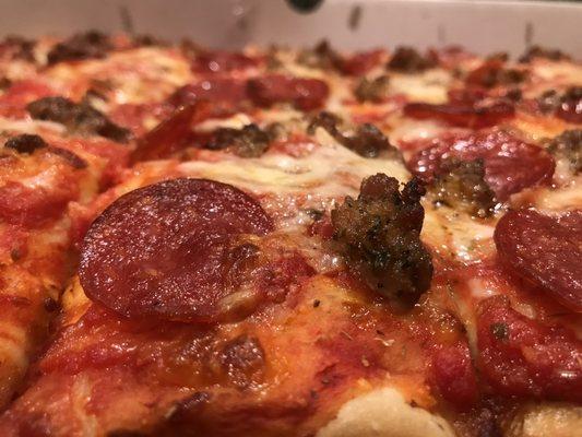 Pepperoni & sausage pizza