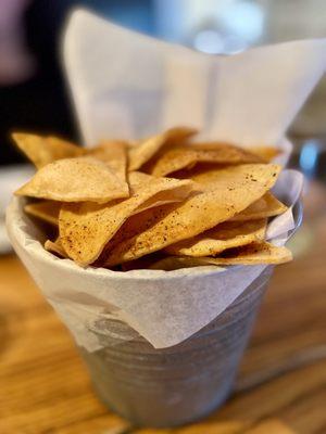 Guacamole and chips