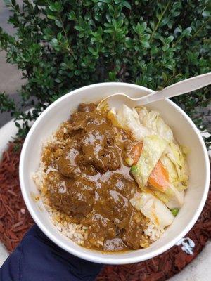 Beef curry w/brown rice