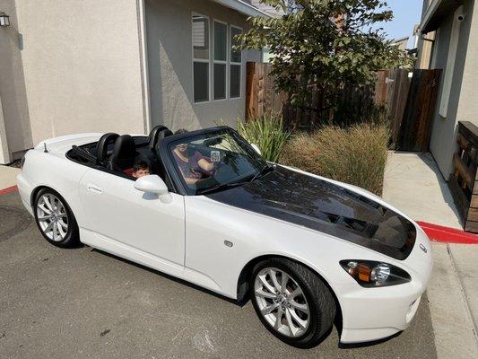 Lexus S2000 Pearl White