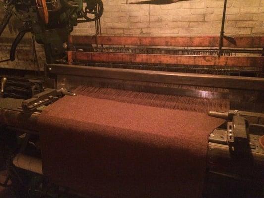 Love these old hand looms!! The signs say "don't touch" and all I wanted to do was touch the beautiful woven wools!!