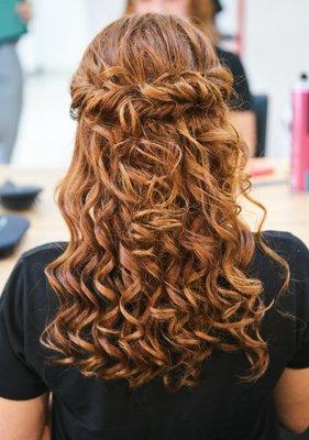 Best Hair Stylist San Fernando Valley, CA