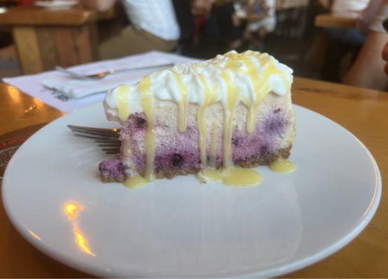 The huckleberry/lemon cheesecake.