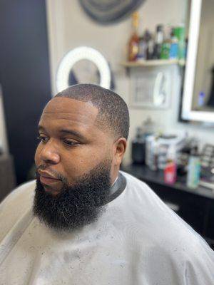 Low taper with beard trim