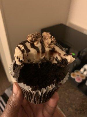 Peanut Butter Cup Cupcake