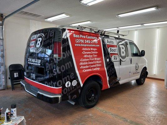 Bas Pro Customs 
Mobile Van