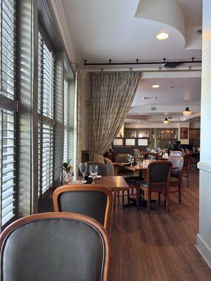 Nice dining room nothing fancy but live piano music adds a wonderful touch to the room