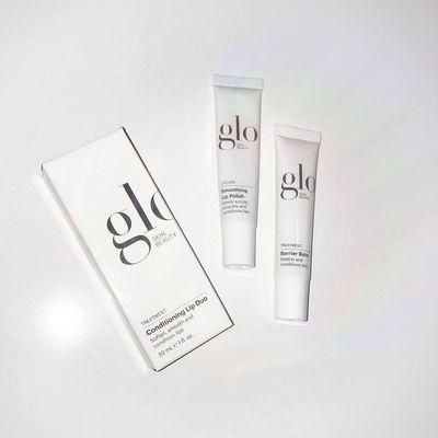 Soften, smooth, hydrate, and condition lips with this powerful lip duo