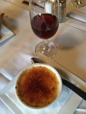 Cream brûlée paired with a port wine