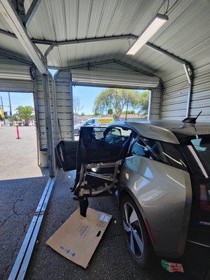 2017 BMW I3 Driver's Rear door Glass Replacement
Please call us at 408-993-8200 for your Auto Glass needs.