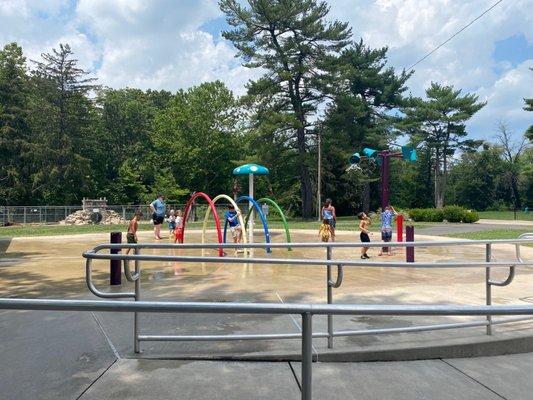 Splash pad