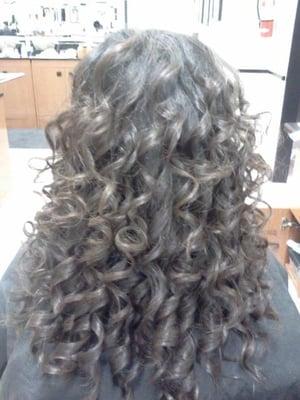 curls for a night time event