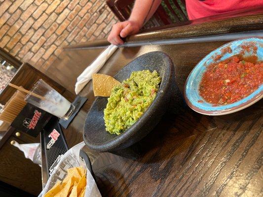 Table side Guacamole