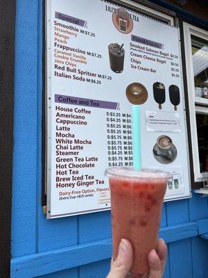 Strawberry smoothie with strawberry popping boba