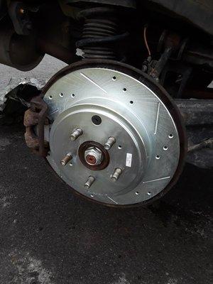 Travis installed a full set of PowerStop pads and rotors on my Ridgeline. Drives awesome and was done in the driveway!