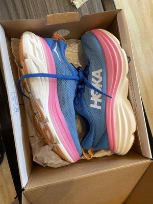 HOKA ONE Bondi 8's