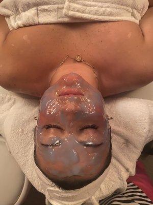 Relax Facial With Hydrojelly Mask