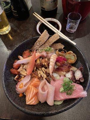 Chirashi Sushi