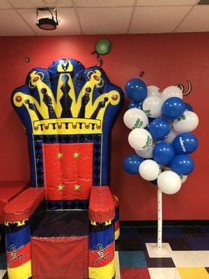 The Pump It Up Throne is fit for a King or Queen! The Guest of Honor will feel special and celebrated!