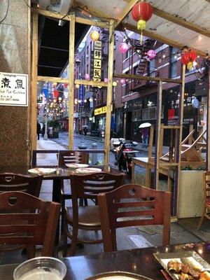 Out door dining area