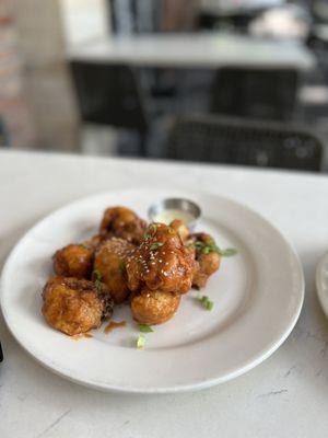 Honey garlic cauliflower wings