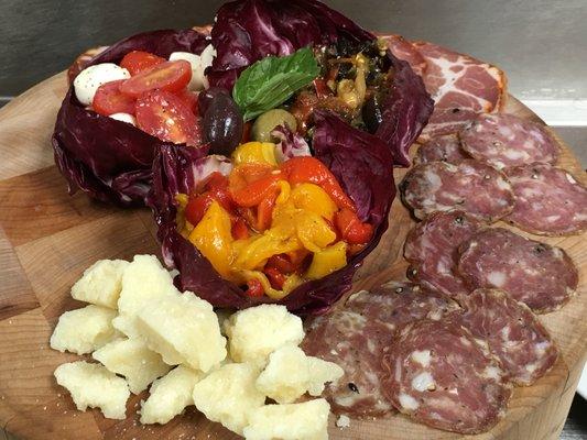 Vetro's Salumi & Formaggi