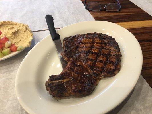 I saw this kosher steak as they put it on the grill.. That was a fresh steak ..it was. Beautiful even before it went on the grill