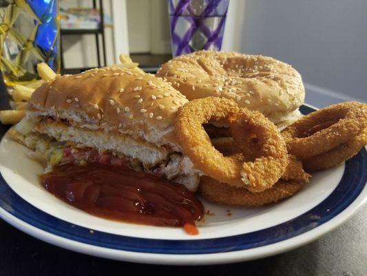 Cheap chicken sandwich I brought home and plated for you