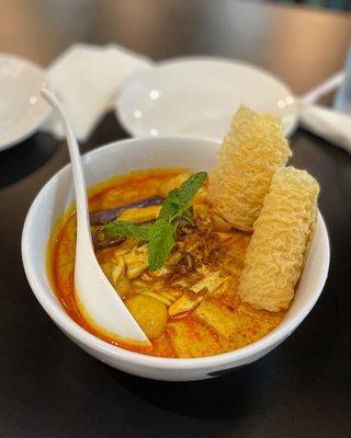 F1. Mamak Curry Laksa