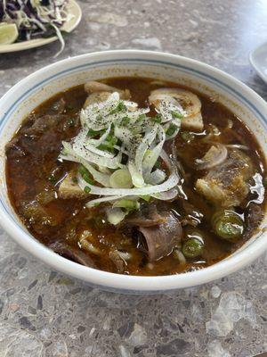 small bun bo hue