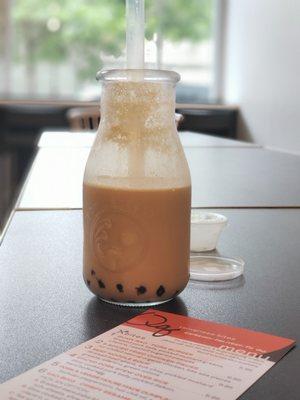 Milk tea with tapioca