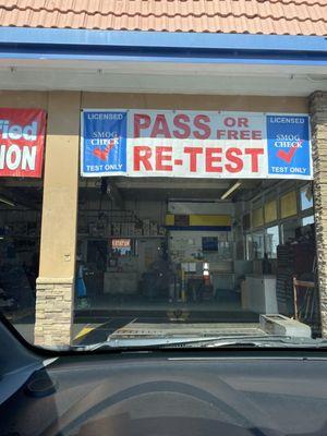 The service bay where they do the smog check