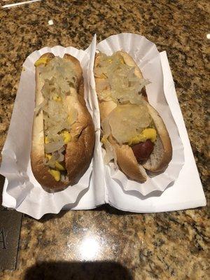 $1.25 hot dogs at hotdog cart outside sports book