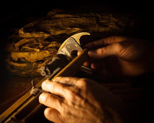 Live cigar rolling in the lounge daily