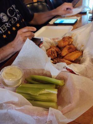 Wings with blue cheese and celery