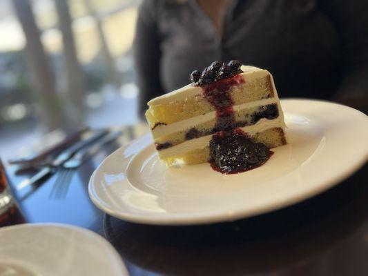 Lemon blueberry cake