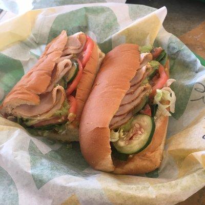 The subway that are in San Pedro is ones whit best service, come and enjoy your favorites sandwich!