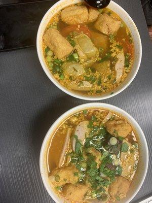 Bun Rieu soup