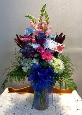 Gorgeous bouquet (front). Photo by shop owner sent to me by request.