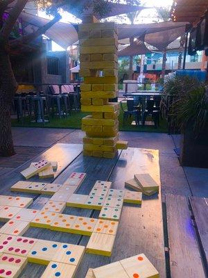 Free games in the garden courtyard patio