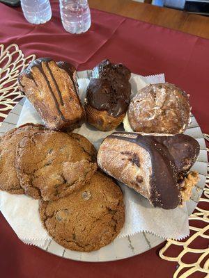 From top left going clockwise- choc pb cruffin, eclair, pumpkin donut whoopie pie, 2nd cruffin, dark chocolate ginger bread cookies